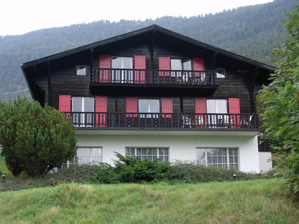 Chalet Esher Surrey Ried-Brig 외부 사진