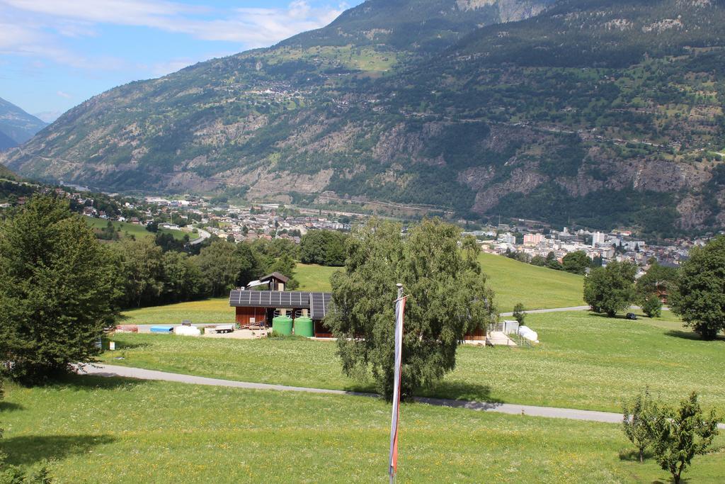 Chalet Esher Surrey Ried-Brig 외부 사진