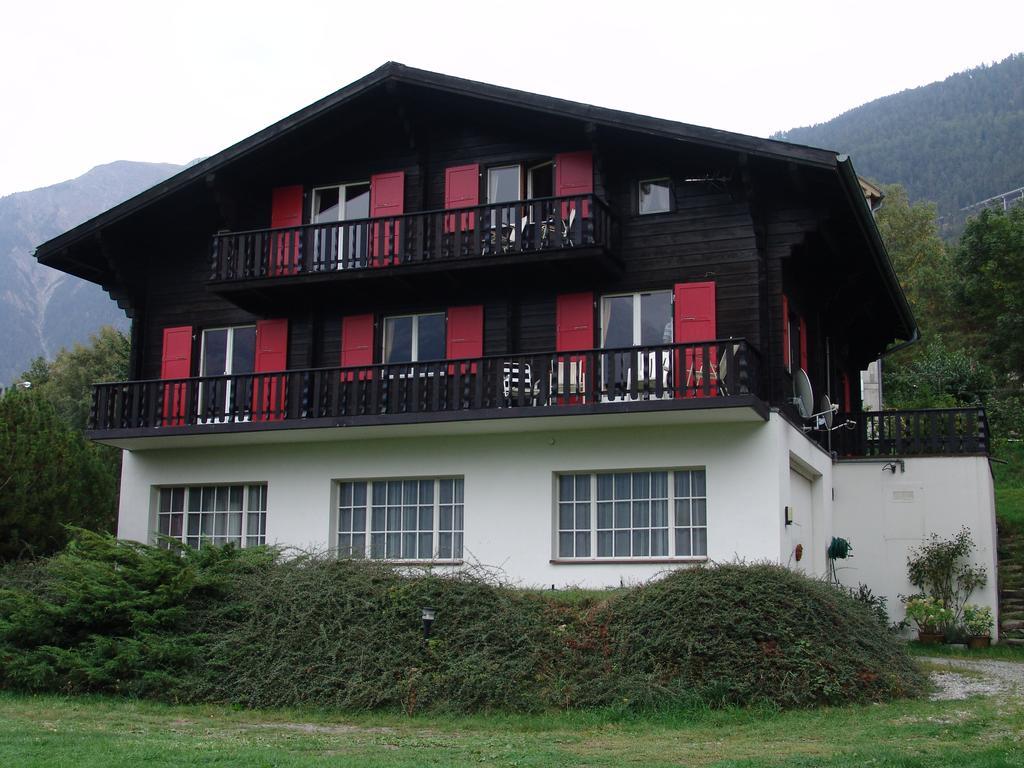 Chalet Esher Surrey Ried-Brig 외부 사진