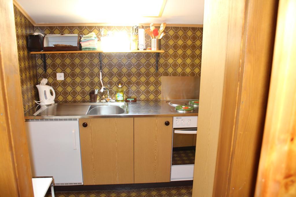 Chalet Esher Surrey Ried-Brig 외부 사진